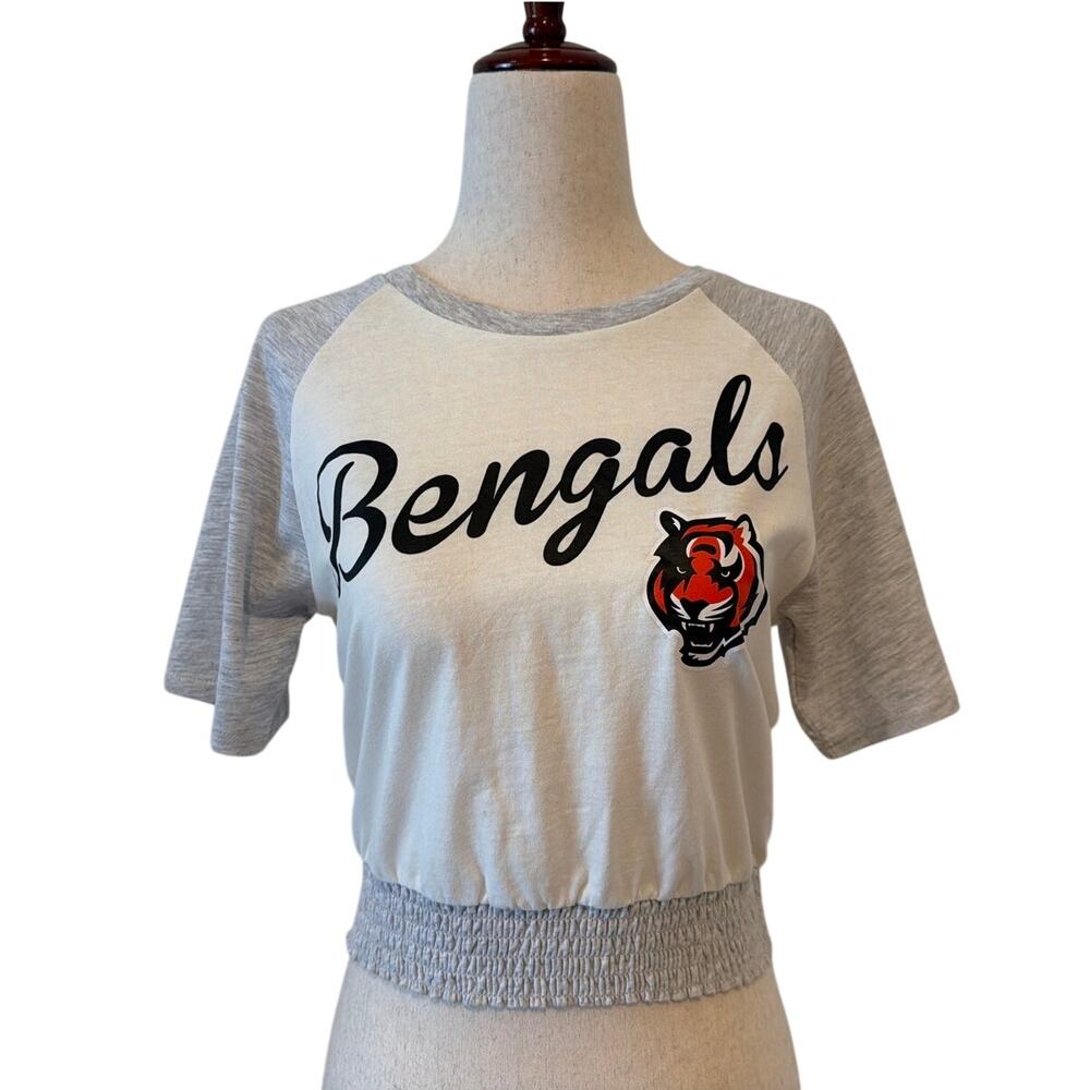 NWT NFL Team Apparel Cincinnati Bengals Smocked Hem Raglan T-Shirt, Youth XL 16